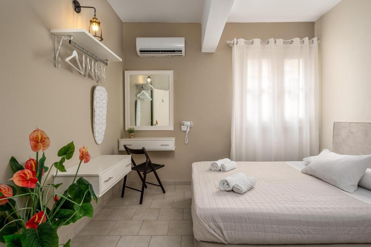 Maravelia'S Rooms Simi Exterior foto